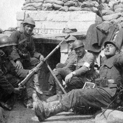 Militaires au Boyau de la mort