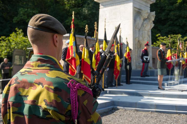 Herdenking op de militaire begraafplaats van Champion